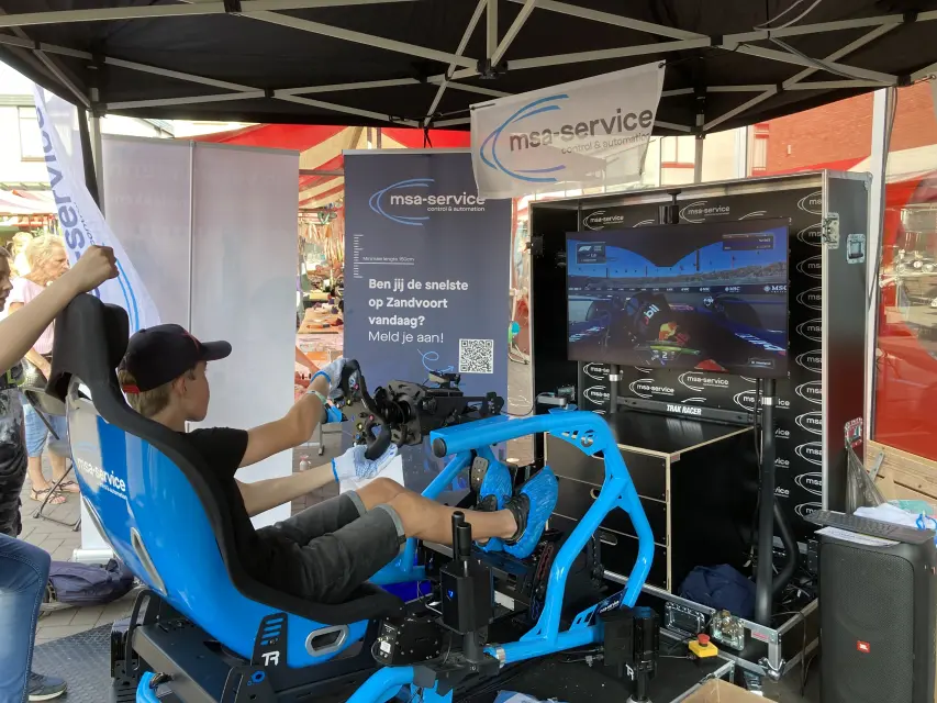 racesimulator op braderie Hardinxveld